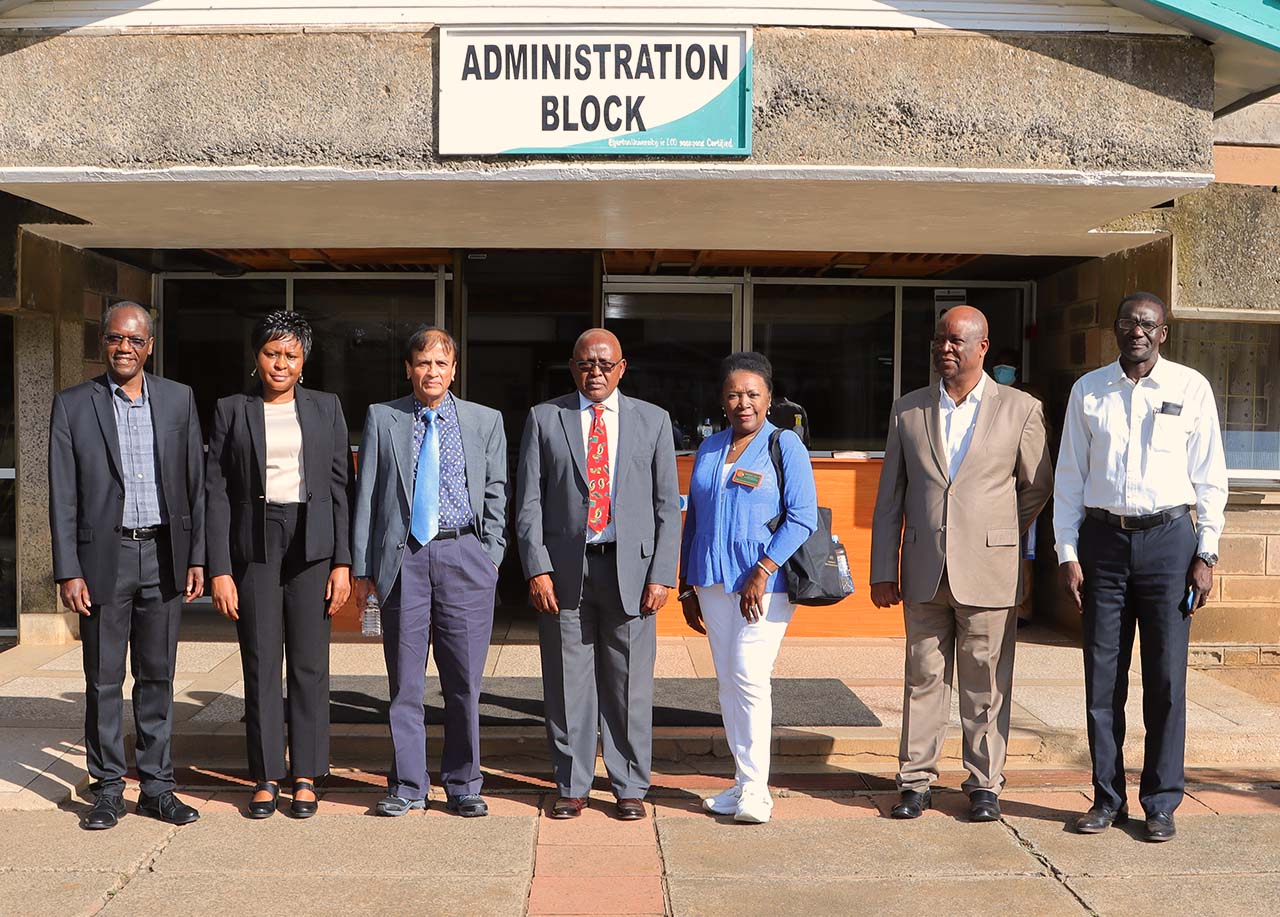 Researchers from Florida Agricultural &amp; Mechanical University and the University of Maryland Eastern Shore paid a courtesy call to the Vice-Chancellor.