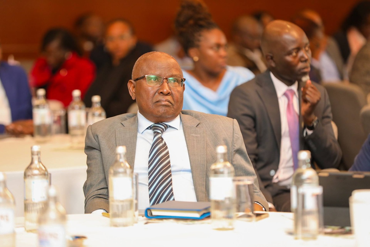 prof_kibwage-during-the-meeting